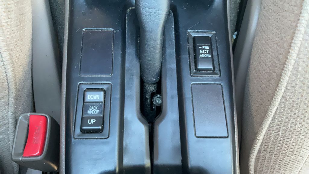 Used 1998 Toyota 4Runner SR5 w/ Preferred Equipment Group 1 AWD/4WD image 33