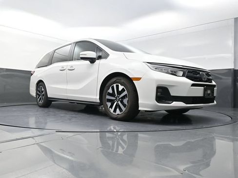 Used 2025 Honda Odyssey EX-L image 29
