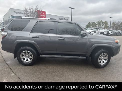 Used 2015 Toyota 4Runner Trail Premium image 3