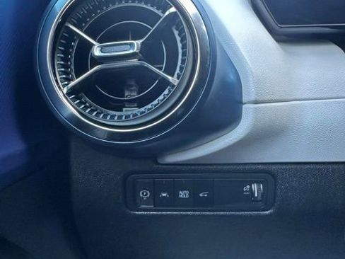 Used 2025 Chevrolet Equinox EV LT FWD image 50