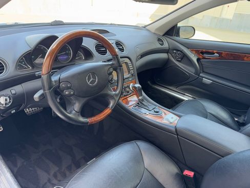 Used 2007 Mercedes-Benz SL 550 image 11