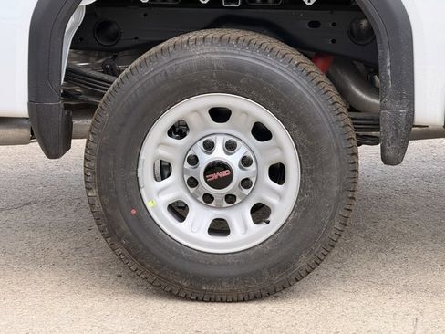 New 2026 GMC Sierra 2500 Pro image 10