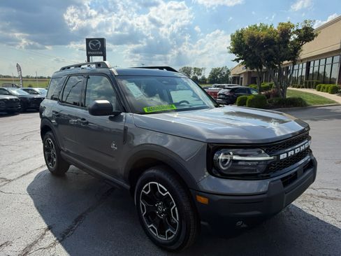Used 2026 Ford Bronco Sport Outer Banks AWD/4WD image 1