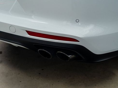 Used 2022 Porsche Panamera GTS image 29