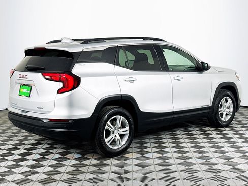 Used 2018 GMC Terrain SLE w/ Driver Convenience Package image 10