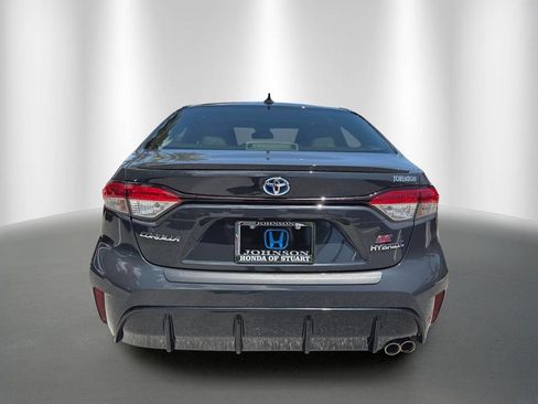 Used 2024 Toyota Corolla SE w/ SE Package AWD/4WD image 4
