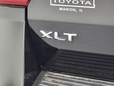 Used 2019 Ford Expedition Max XLT w/ Equipment Group 202A AWD/4WD image 10