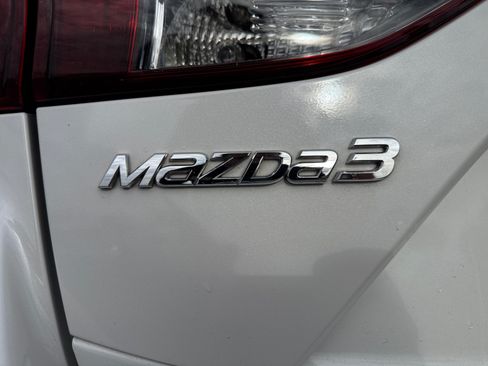Used 2014 MAZDA MAZDA3 s Grand Touring FWD image 23