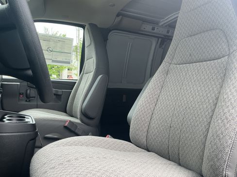 New 2026 Chevrolet Express 2500 RWD image 12