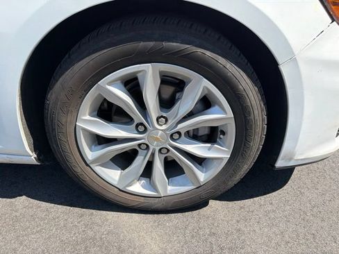 Used 2025 Chevrolet Malibu LT FWD image 10