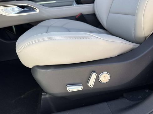 New 2026 Lincoln Nautilus Premier image 20