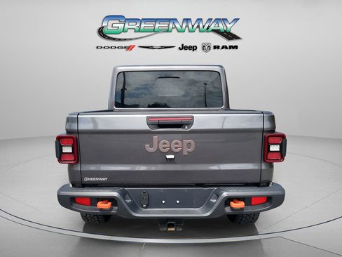 Used 2025 Jeep Gladiator Mojave w/ Convenience Group AWD/4WD image 2