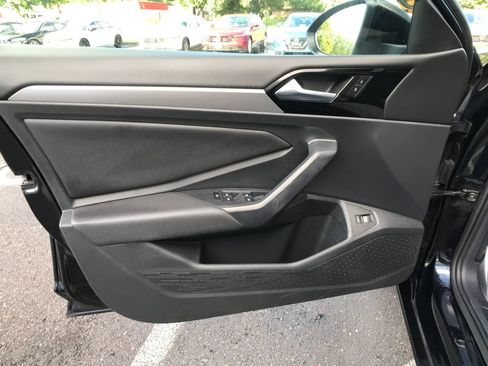 Used 2019 Volkswagen Jetta R-Line w/ R-Line Cold Weather Package FWD image 15