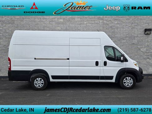 Used 2024 RAM ProMaster 3500 w/ Quick Order Package 22G SLT FWD image 6