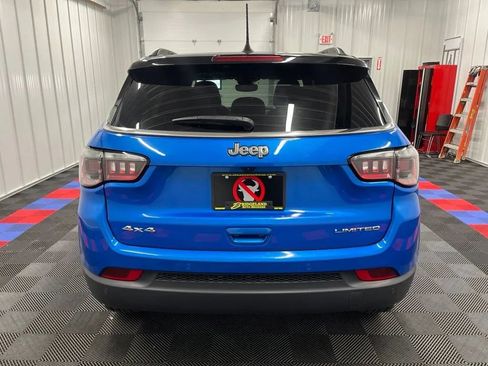 Used 2025 Jeep Compass Limited AWD/4WD image 4