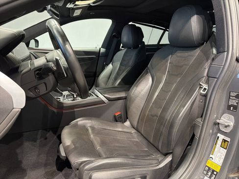 Used 2020 BMW 840i Gran Coupe xDrive w/ M Sport Package AWD/4WD image 9