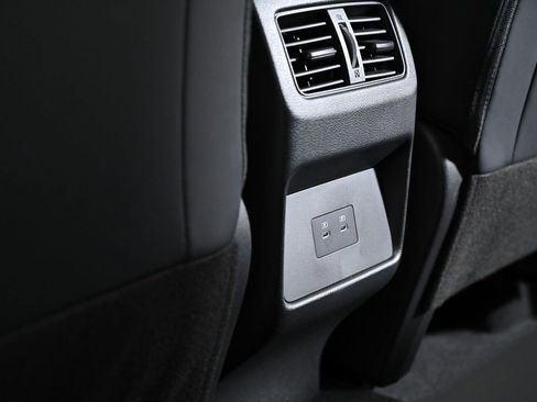 Certified 2024 Nissan Rogue SV w/ SV Premium Package image 33