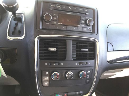 Used 2014 RAM C/V Tradesman w/ UConnect Hands-Free Group image 10