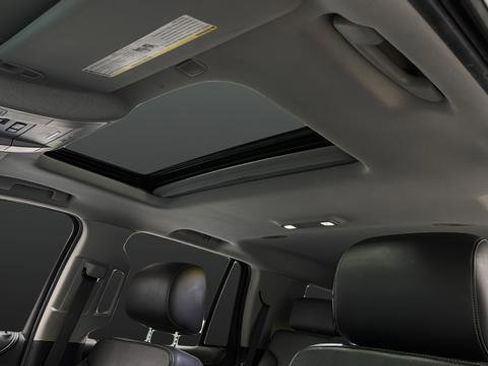 Used 2018 Chevrolet Tahoe Premier w/ RST 6.2L Performance Edition image 12