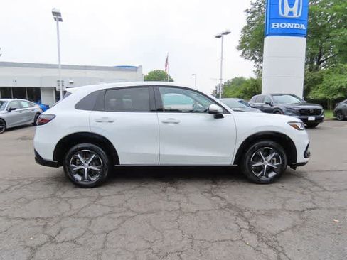 Used 2024 Honda HR-V EX-L image 7