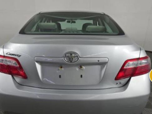 Used 2009 Toyota Camry LE image 7