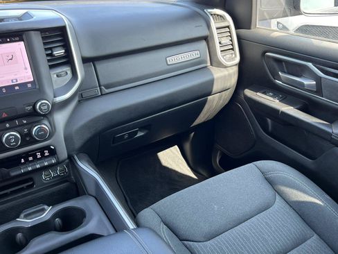 Used 2022 RAM 1500 Big Horn AWD/4WD image 38