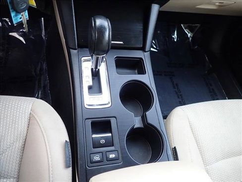 Used 2015 Subaru Outback 2.5i Premium image 20