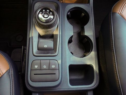 Used 2022 Ford Maverick Lariat w/ Lariat Luxury Package FWD image 22