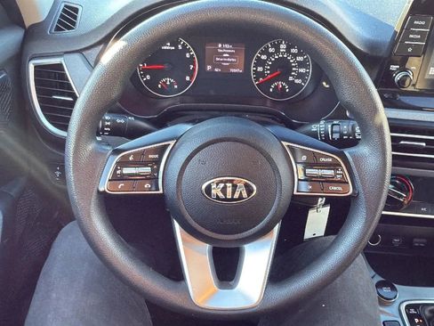 Used 2021 Kia Seltos LX image 10
