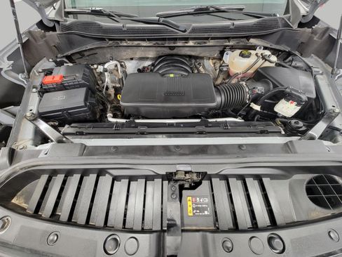 Used 2024 Chevrolet Silverado 1500 ZR2 w/ Technology Package AWD/4WD image 35