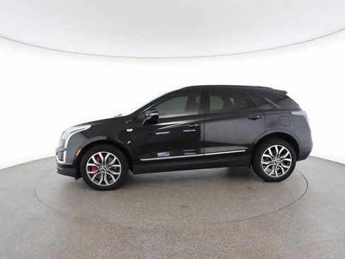 Used 2023 Cadillac XT5 Sportv image 6