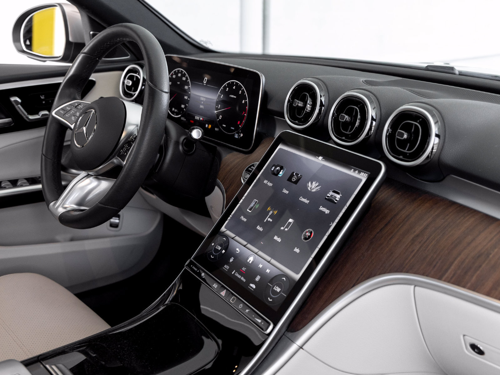 Certified 2024 Mercedes-Benz C 300 Sedan image 31