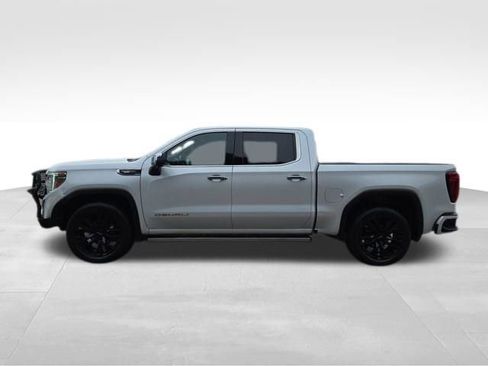 Used 2021 GMC Sierra 1500 Denali w/ Denali Ultimate Package image 10
