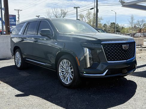 Used 2025 Cadillac Escalade Premium Luxury w/ Touring Package image 1