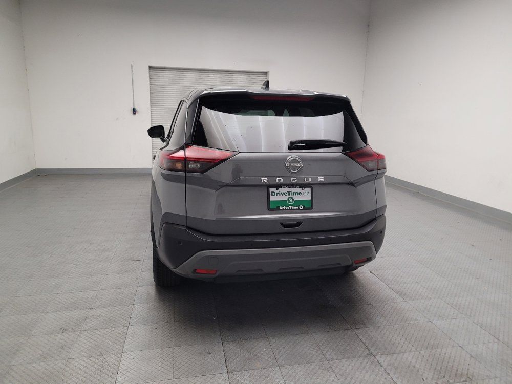 Used 2023 Nissan Rogue S FWD image 6