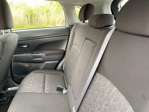Used 2024 Mitsubishi Outlander Sport AWD image 9