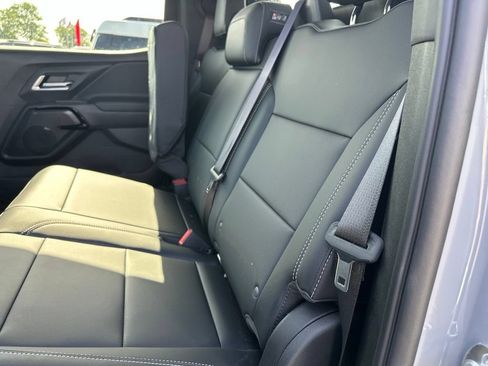 Used 2026 Chevrolet Silverado EV LT AWD/4WD image 10