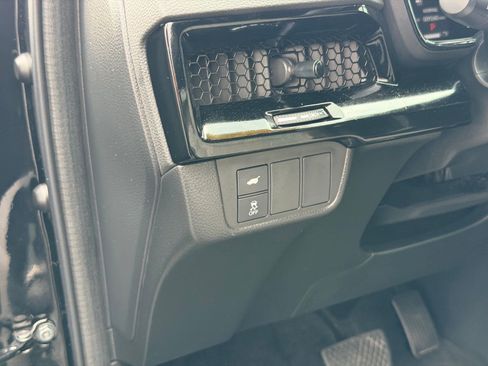 Used 2024 Honda CR-V Sport Touring image 16