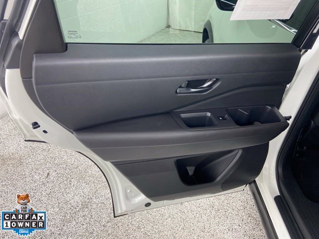 Used 2025 Nissan Pathfinder S FWD image 17