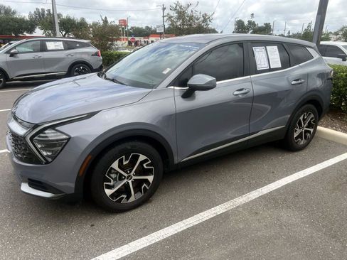 Certified 2024 Kia Sportage EX FWD image 1