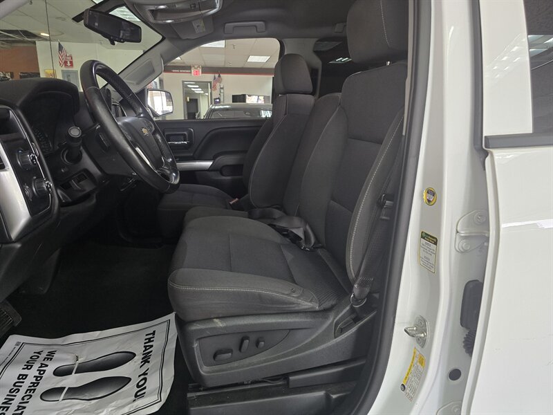 Used 2017 Chevrolet Silverado 1500 LT w/ All Star Edition AWD/4WD image 9