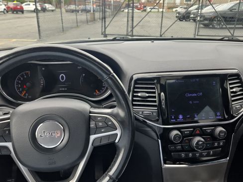 Used 2020 Jeep Grand Cherokee Altitude AWD/4WD image 48