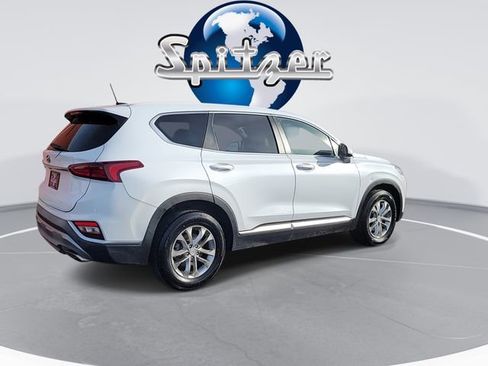 Used 2020 Hyundai Santa Fe SE image 8