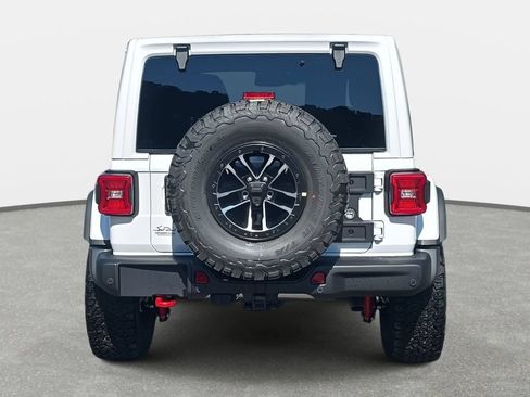 New 2026 Jeep Wrangler Unlimited Rubicon AWD/4WD image 6
