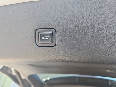 Certified 2020 Chevrolet Traverse High Country w/ LPO, Floor Liner Package AWD/4WD image 18