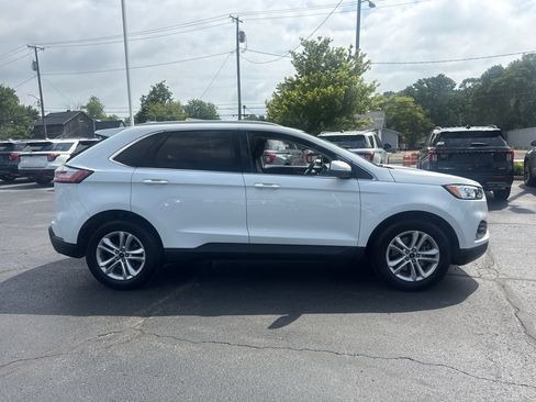 Used 2019 Ford Edge SEL w/ Equipment Group 201A AWD/4WD image 6