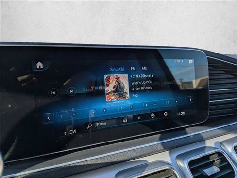 Used 2021 Mercedes-Benz GLS 450 4MATIC image 14