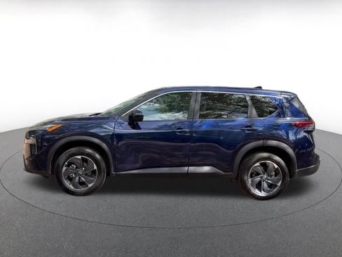 Used 2025 Nissan Rogue SV FWD image 9