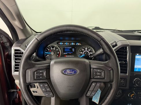 Used 2016 Ford F150 XLT w/ Equipment Group 302A Luxury AWD/4WD image 13