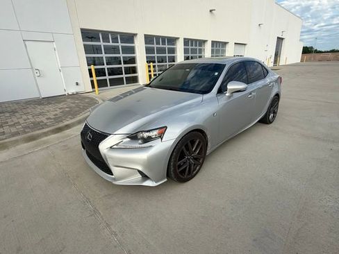 Used 2015 Lexus IS 250 w/ F-Sport Package RWD image 7